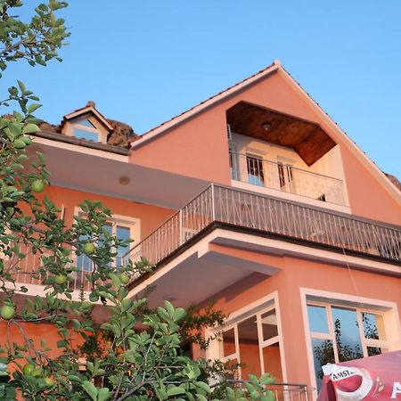 Villa Duka Krujë المظهر الخارجي الصورة