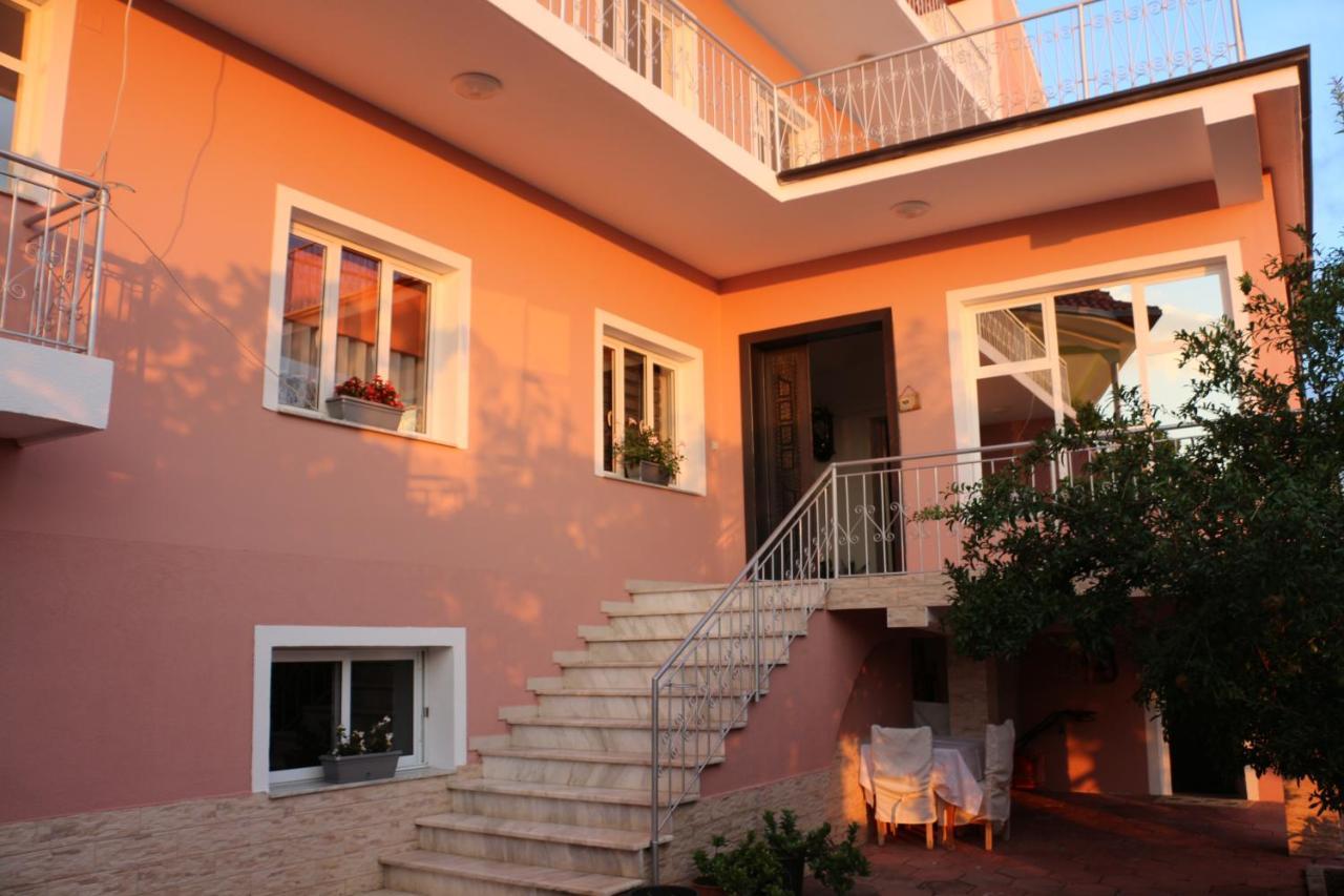 Villa Duka Krujë المظهر الخارجي الصورة